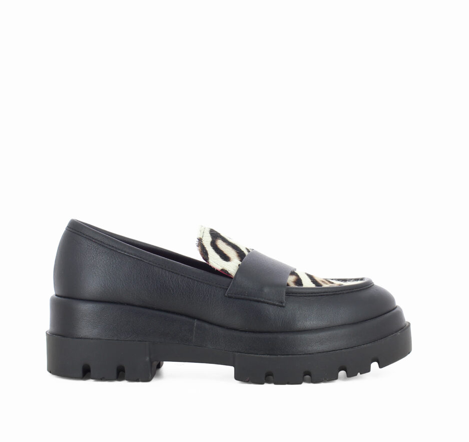 Le Babe MOCASSINI IN VITELLO NERO Saldi