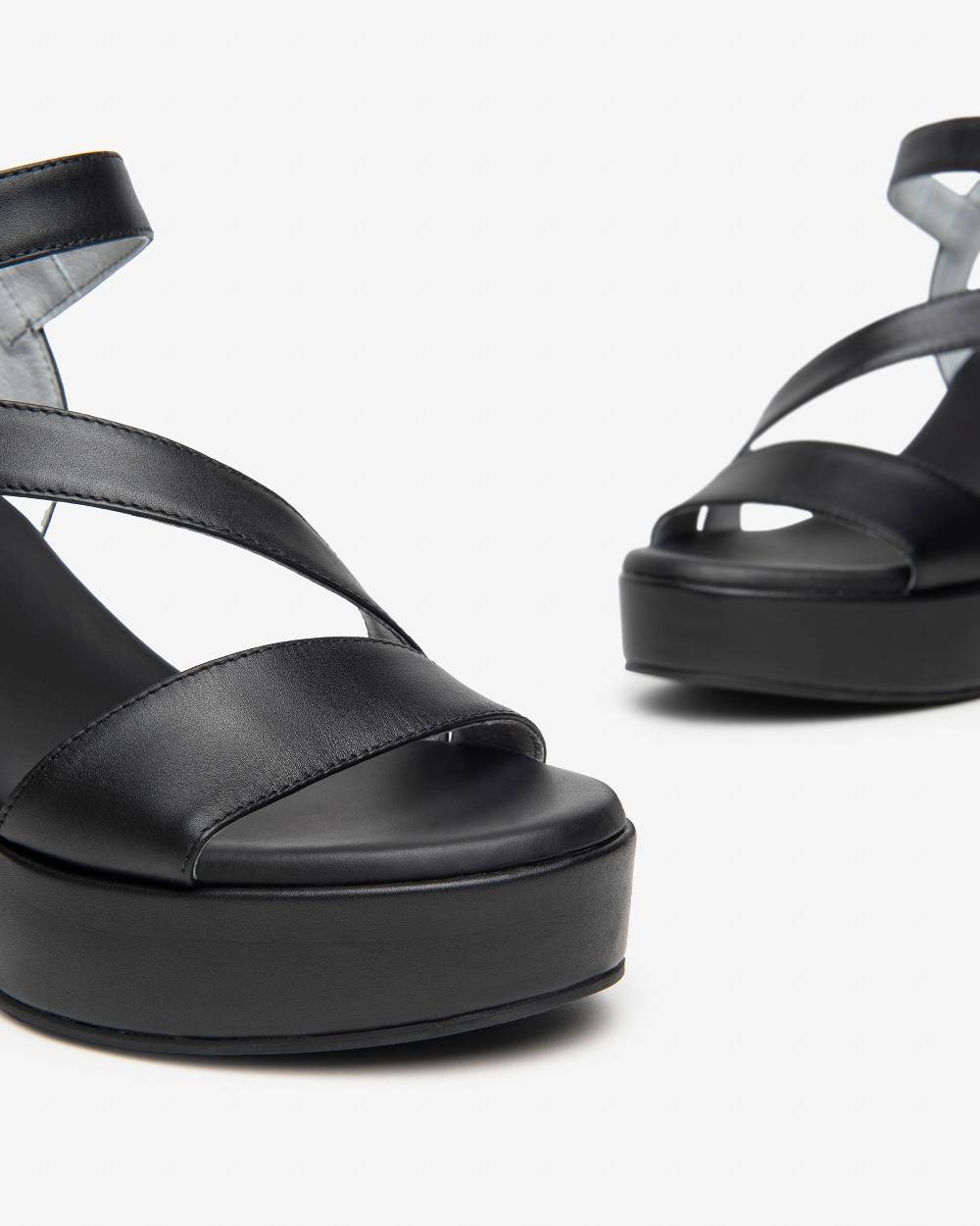 NeroGiardini Art. E410400D Moda
