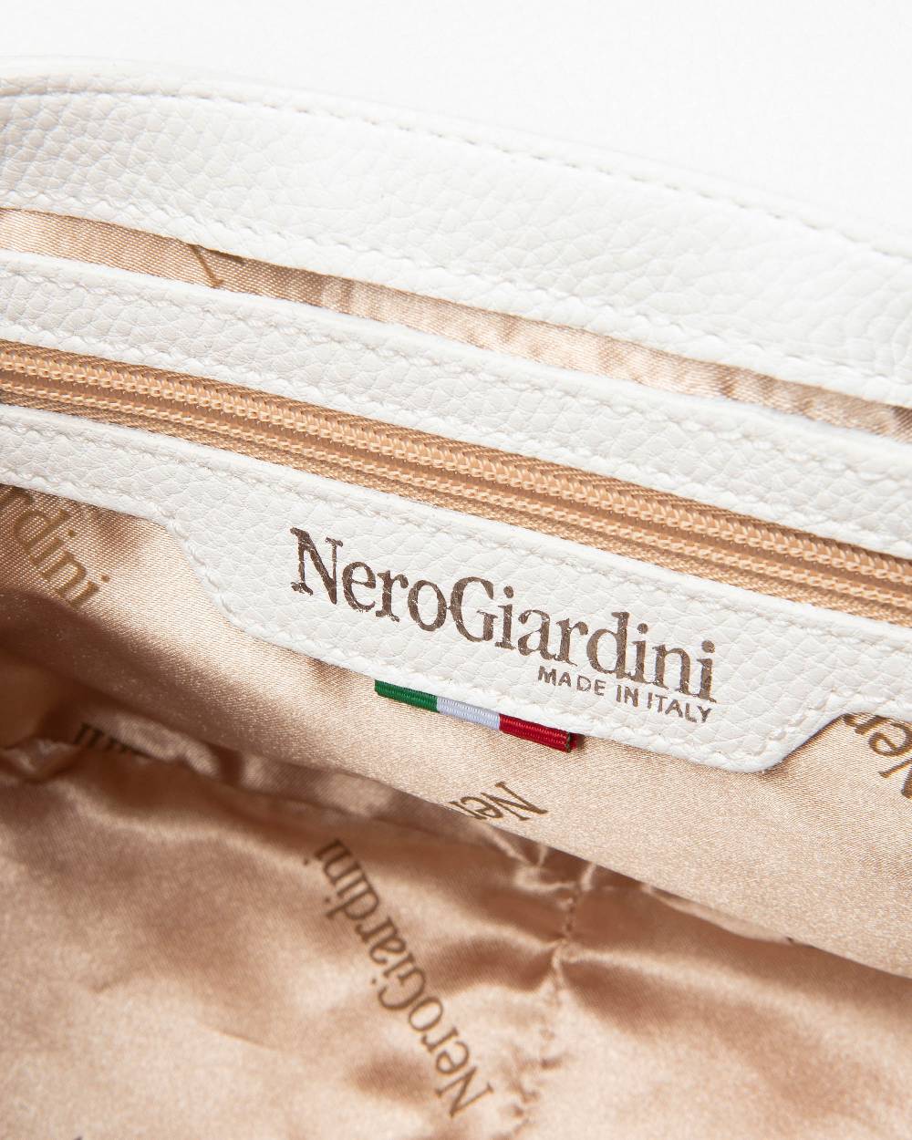 NeroGiardini Art. E443784D Outlet