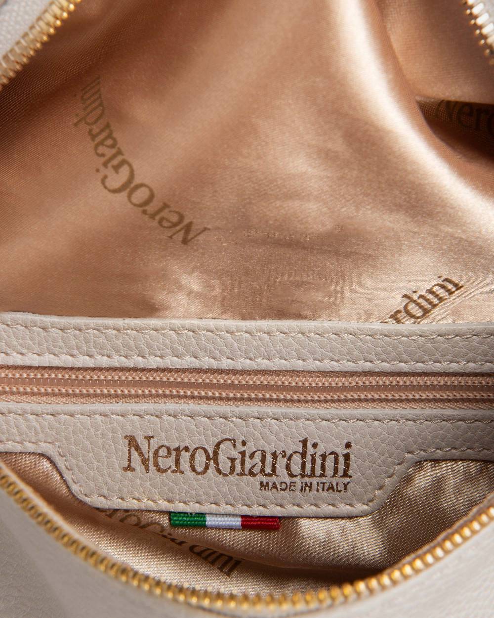 NeroGiardini Art. E443782D In Vendita