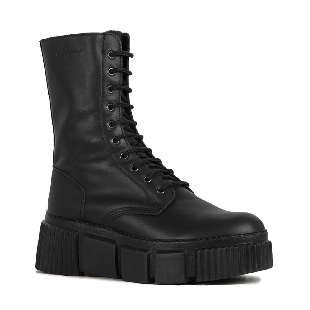 Le Dangerouge Twiggy Black Laces Nuovo