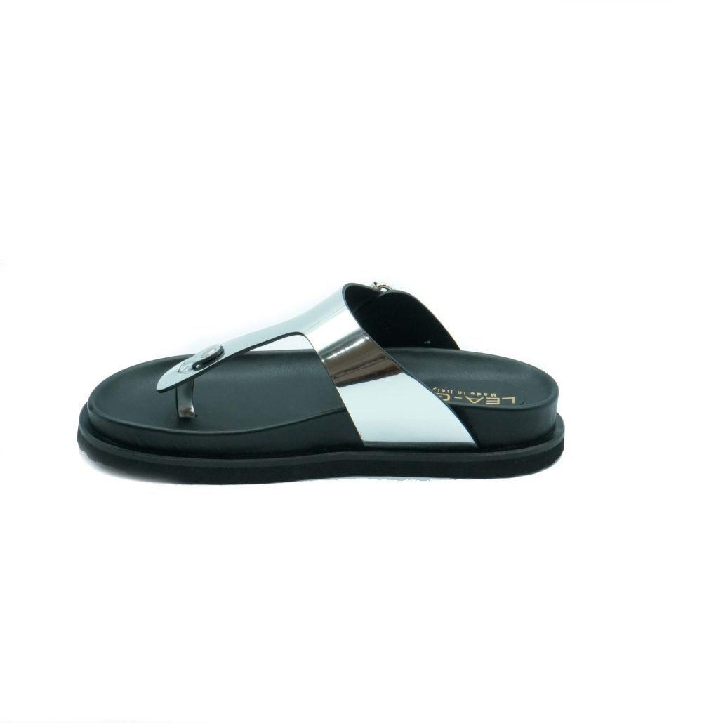 Lea Gu ciabattina in nappa laminata, doppia fibbia frontale, fondo gomma 40 mm Vendita