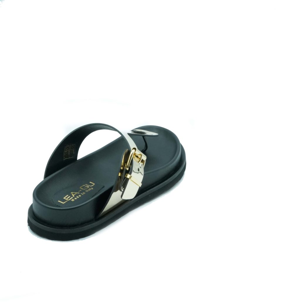 Lea Gu ciabattina in nappa laminata, doppia fibbia frontale, fondo gomma 40 mm Vendita