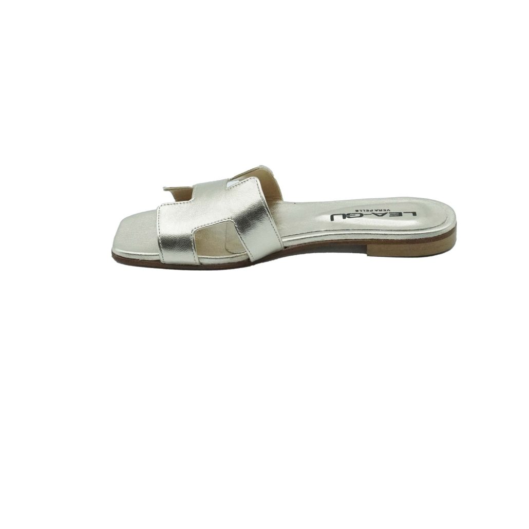 Lea Gu ciabattina in nappa laminata, fascia frontale, punta quadrata, tacco 10mm Pezzi Unici