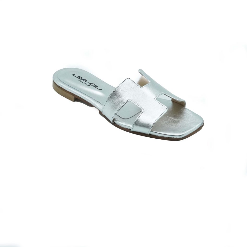 Lea Gu ciabattina in nappa laminata, fascia frontale, punta quadrata, tacco 10mm Pezzi Unici