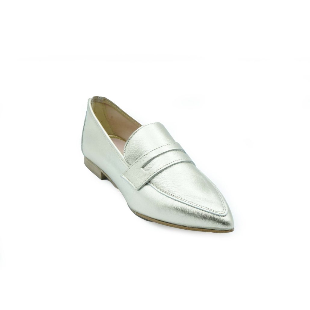 Lea Gu mocassino in nappa laminata, bocca di leone frontale, tacco 10mm Presa