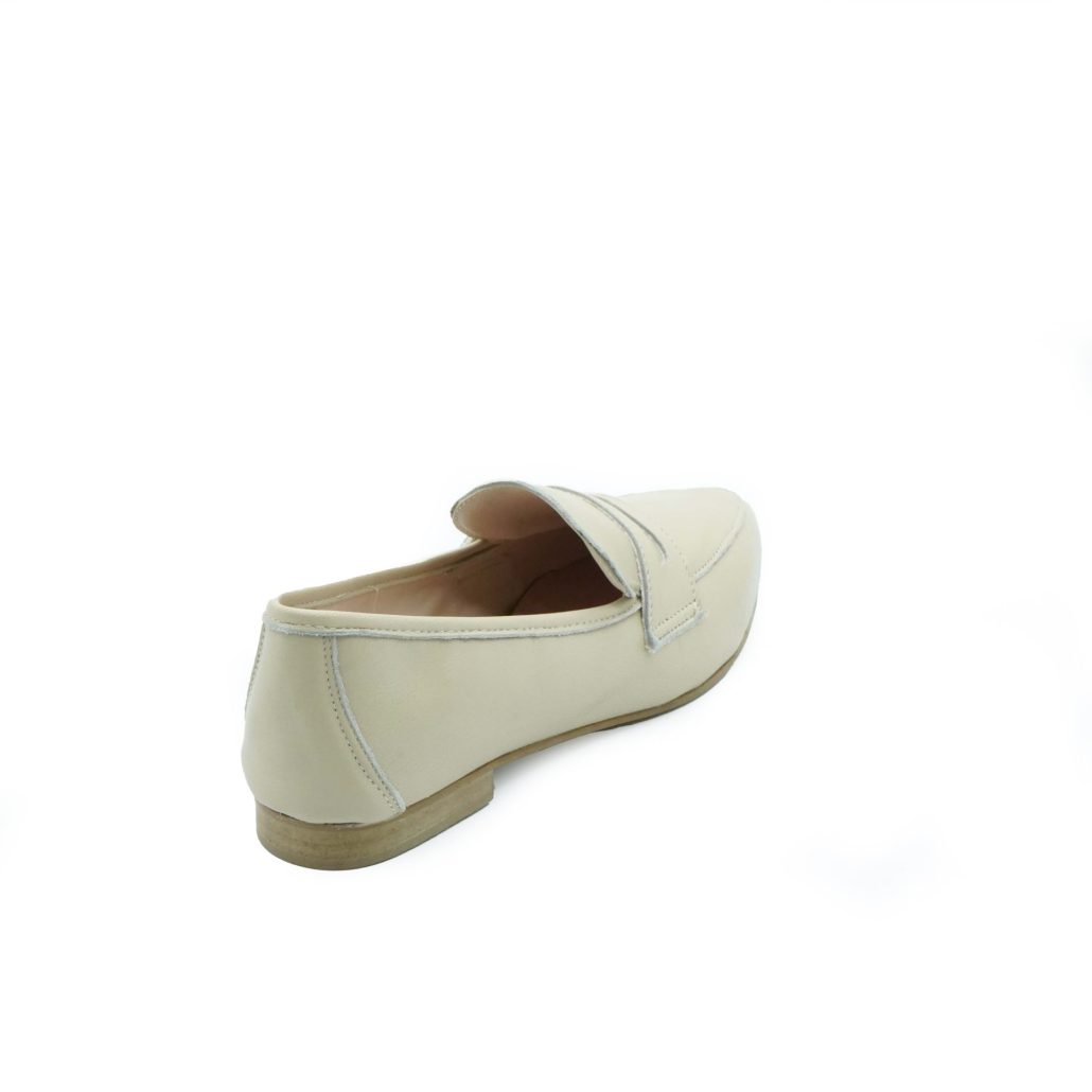 Lea Gu mocassino in nappa, bocca di leone frontale, tacco 10mm Offerta