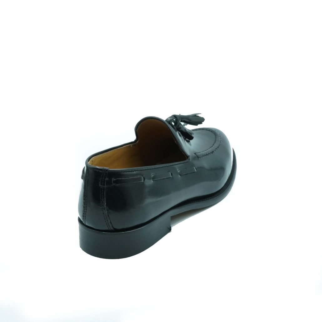 Lea Gu mocassino in vitello abrasivato, nappine frontali, tacco 25mm Saldi
