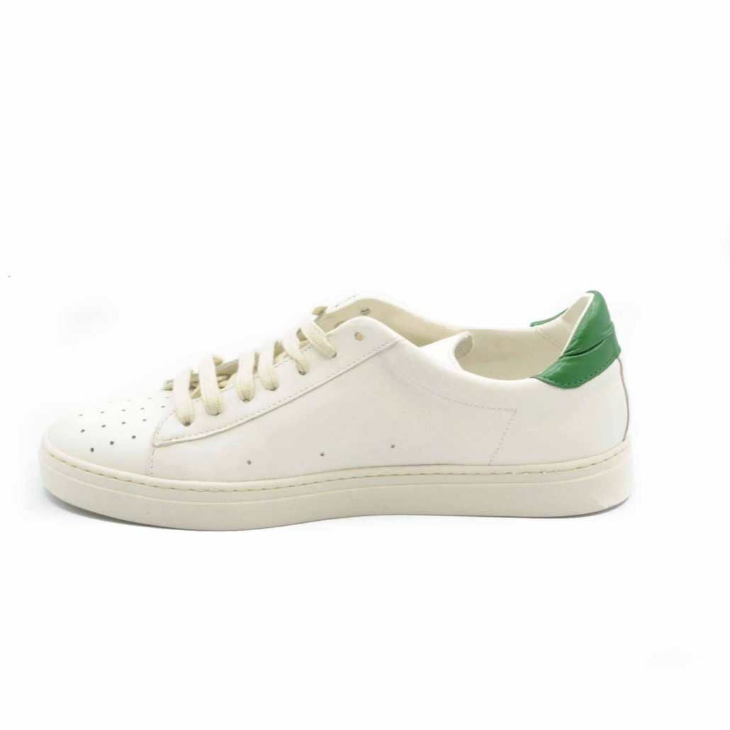 Lea Gu sneakers in nappa, punta traforata, tallone in contrasto verde, fondo gomma 25 mm Pezzi Unici