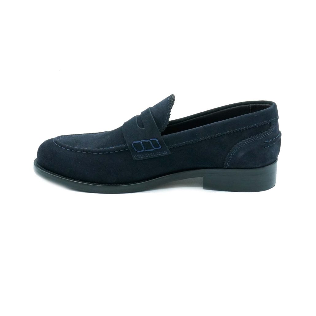 Lea Gu mocassino in camoscio, bocca di leone frontale, tacco 25mm Sconto
