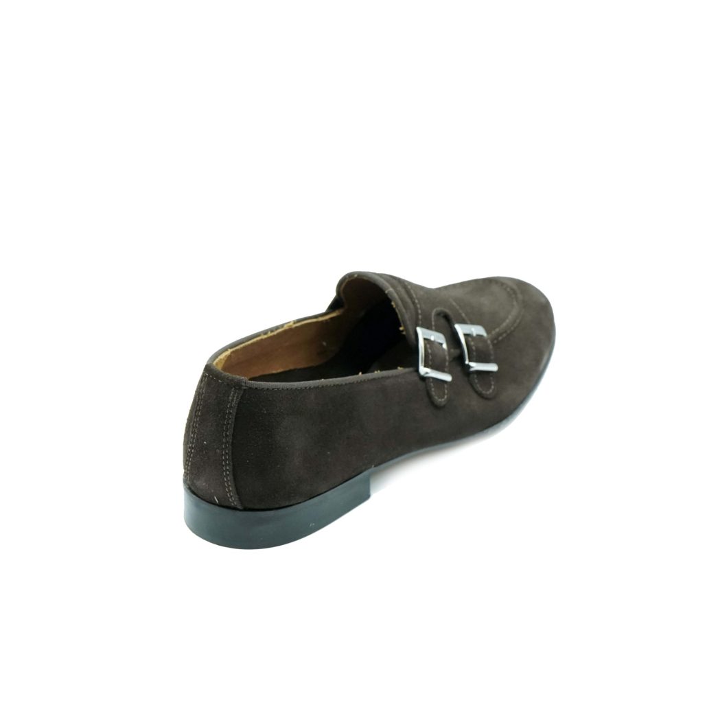 Lea Gu mocassino in camoscio, doppia fibbia frontale, tacco 20mm Offerta
