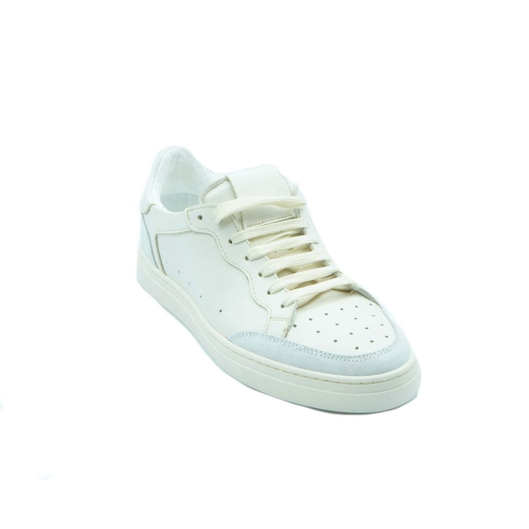 Lea Gu sneakers in nappa, allacciatura frontale, tallone in contrasto, fondo gomma 30mm Italy