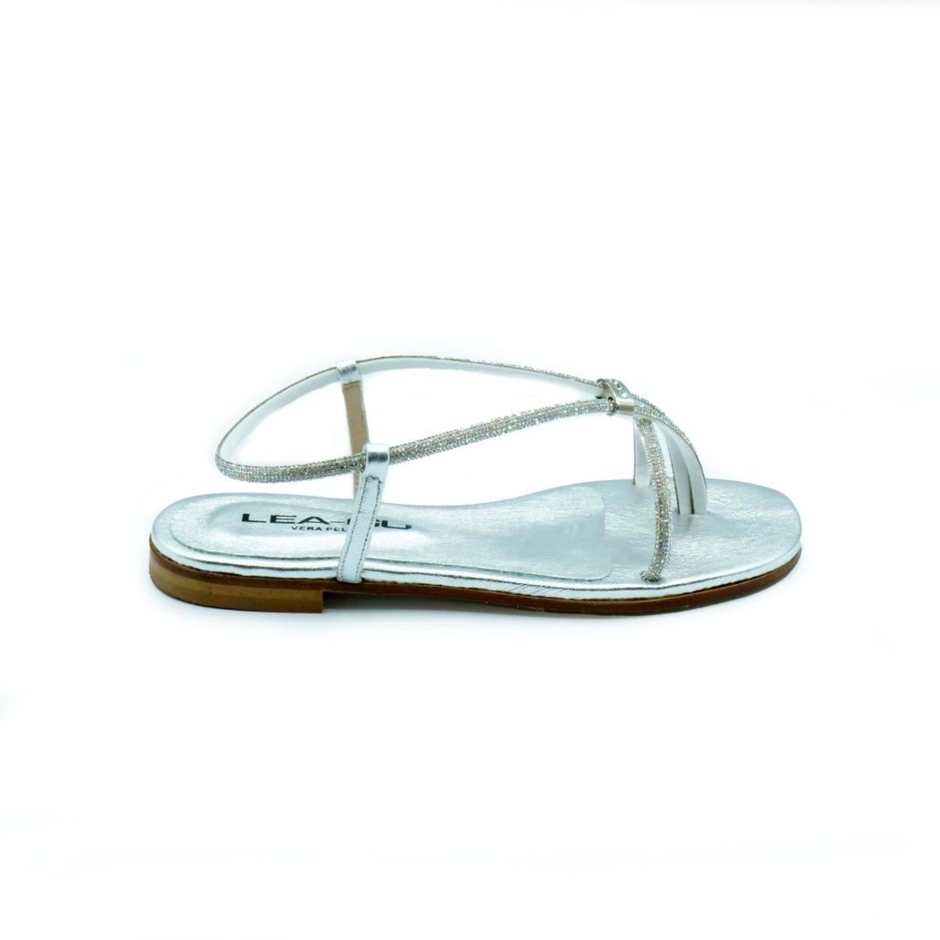 Lea Gu sandalo in nappa laminata, strass frontali, tacco 10mm Nuova