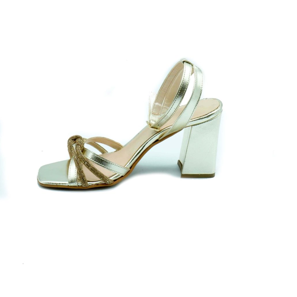 Lea Gu sandalo in nappa, incrocio e nodo frontale con strass, punta quadrata, tacco ricoperto 80 mm Moda