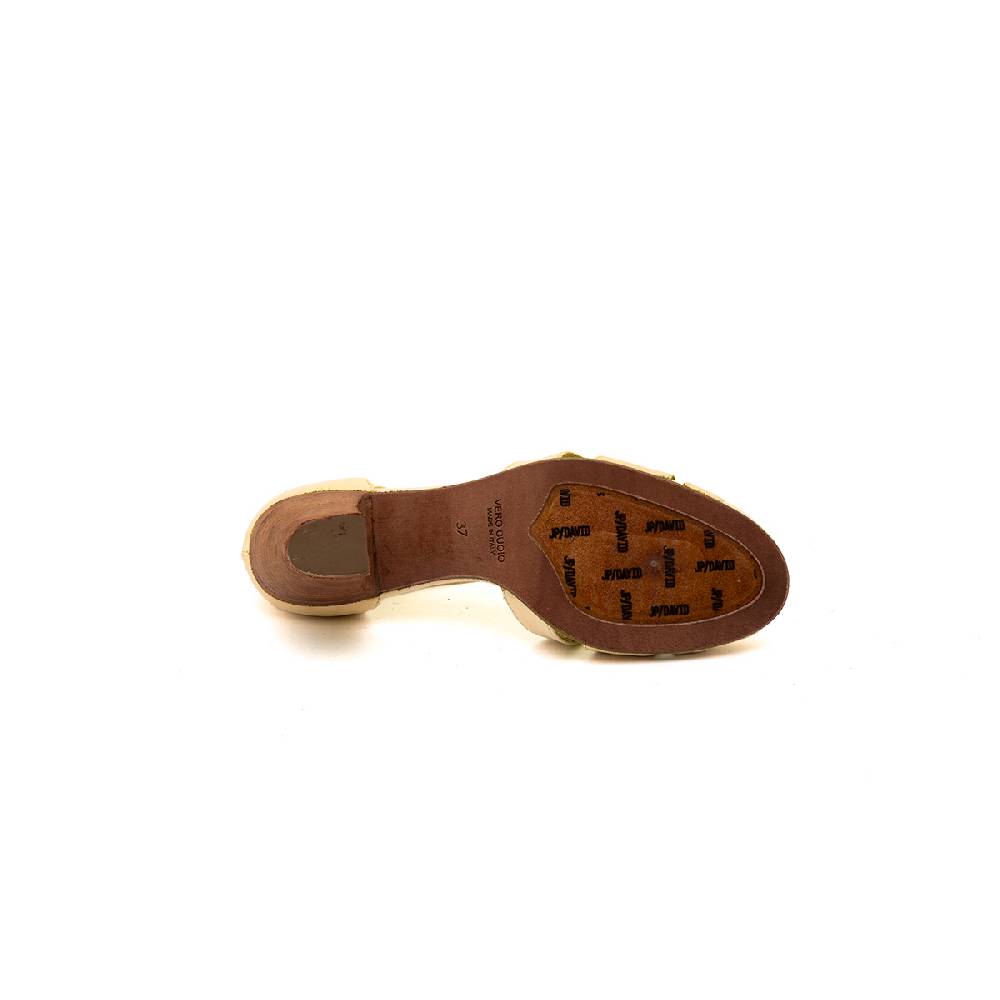 J.P. David Ingrid 2 Outlet