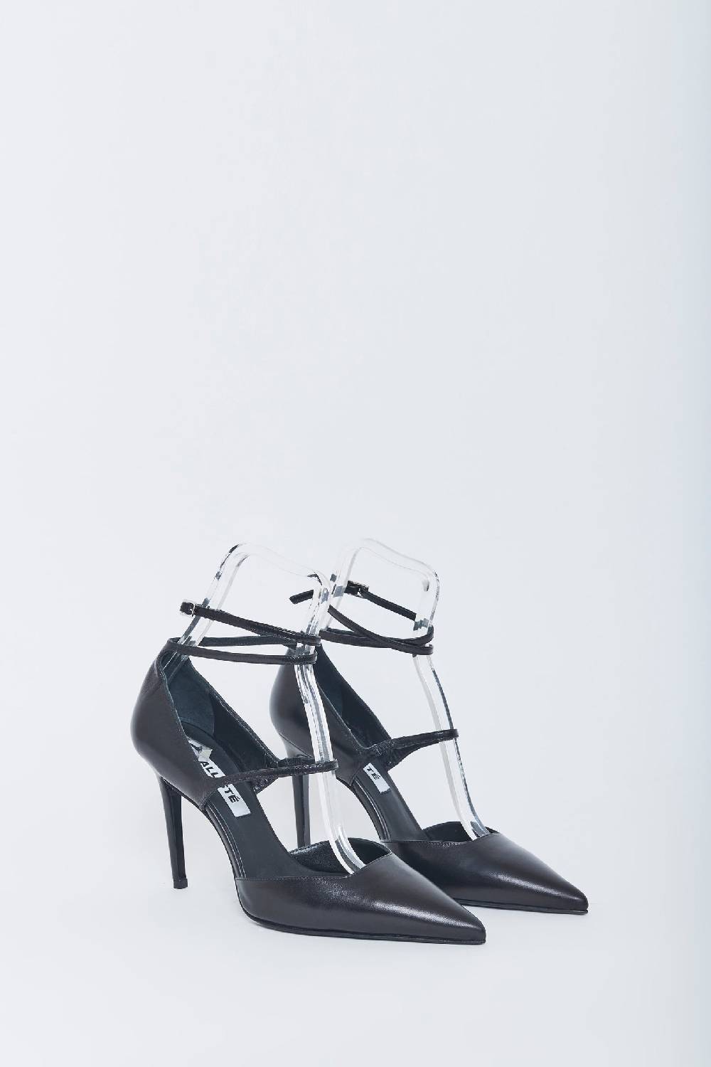 Kalliste K95 DÉCOLLETÉ BLACK 2025