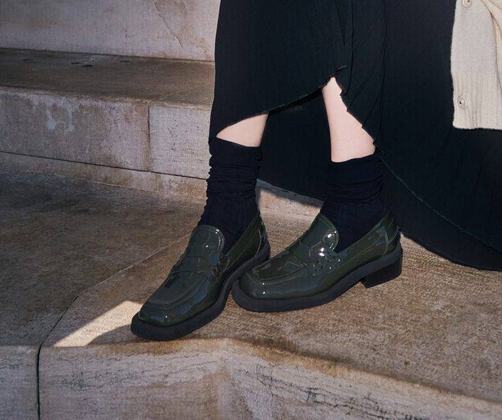 Laura Bellariva Mocassino in vernice verde militare Italy