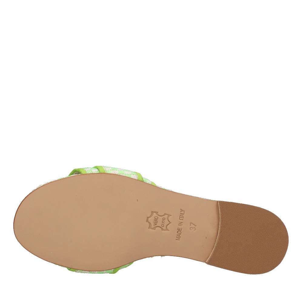 EMANUELA CARUSO Mules in rafia e tessuto Promozione