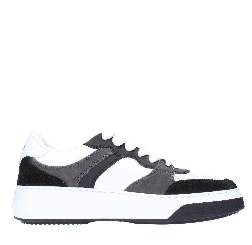 DSQUARED2 Sneakers DSQUARED2 modello BUMPER in pelle Spedizione Gratuita