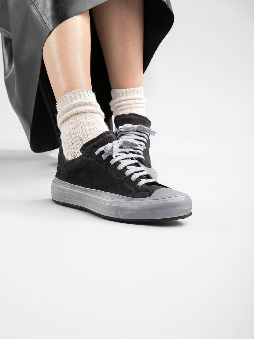 Officine Creative MES 105 Sneakers in Pelle Scamosciata Avorio Saldi