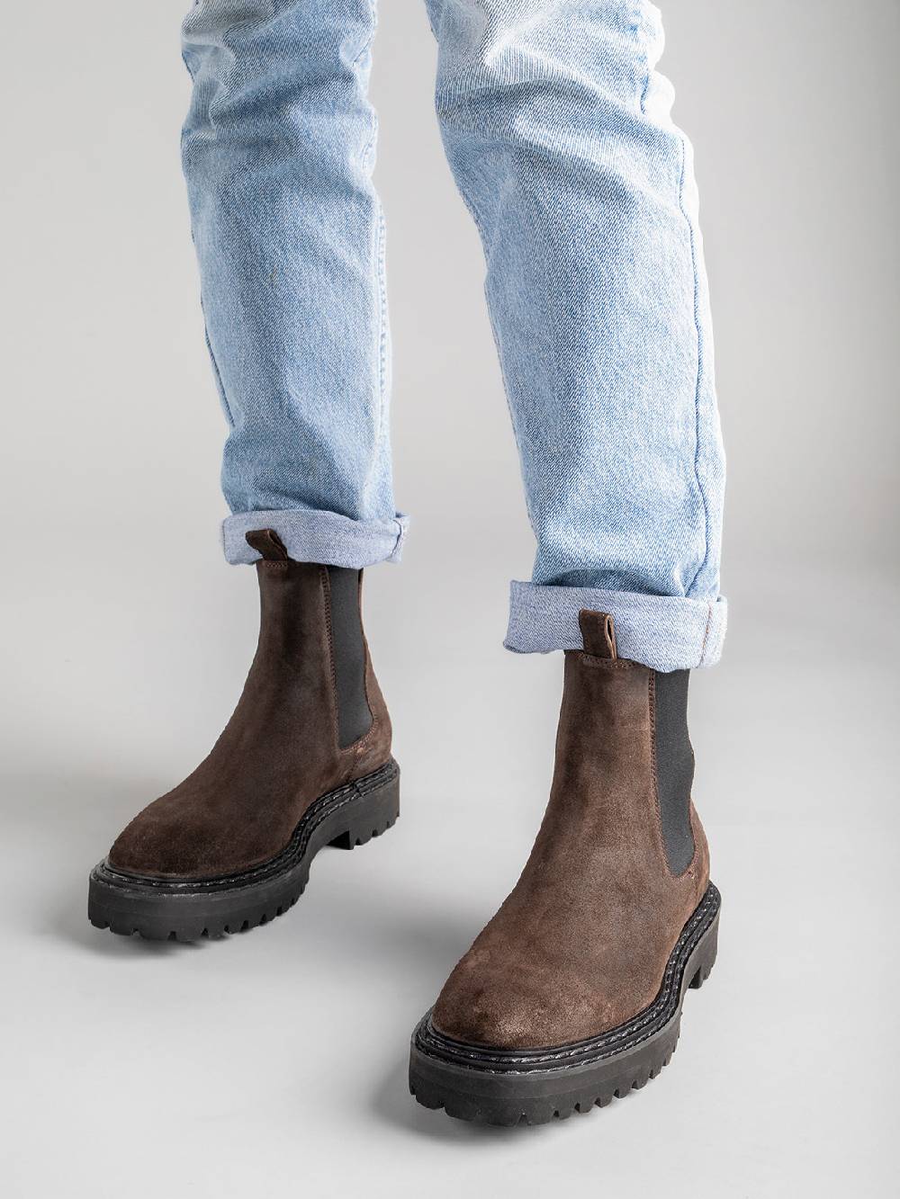 Officine Creative PISTOLS 003 Stivaletti Chelsea in Pelle Scamosciata Nera Spedizione Gratuita