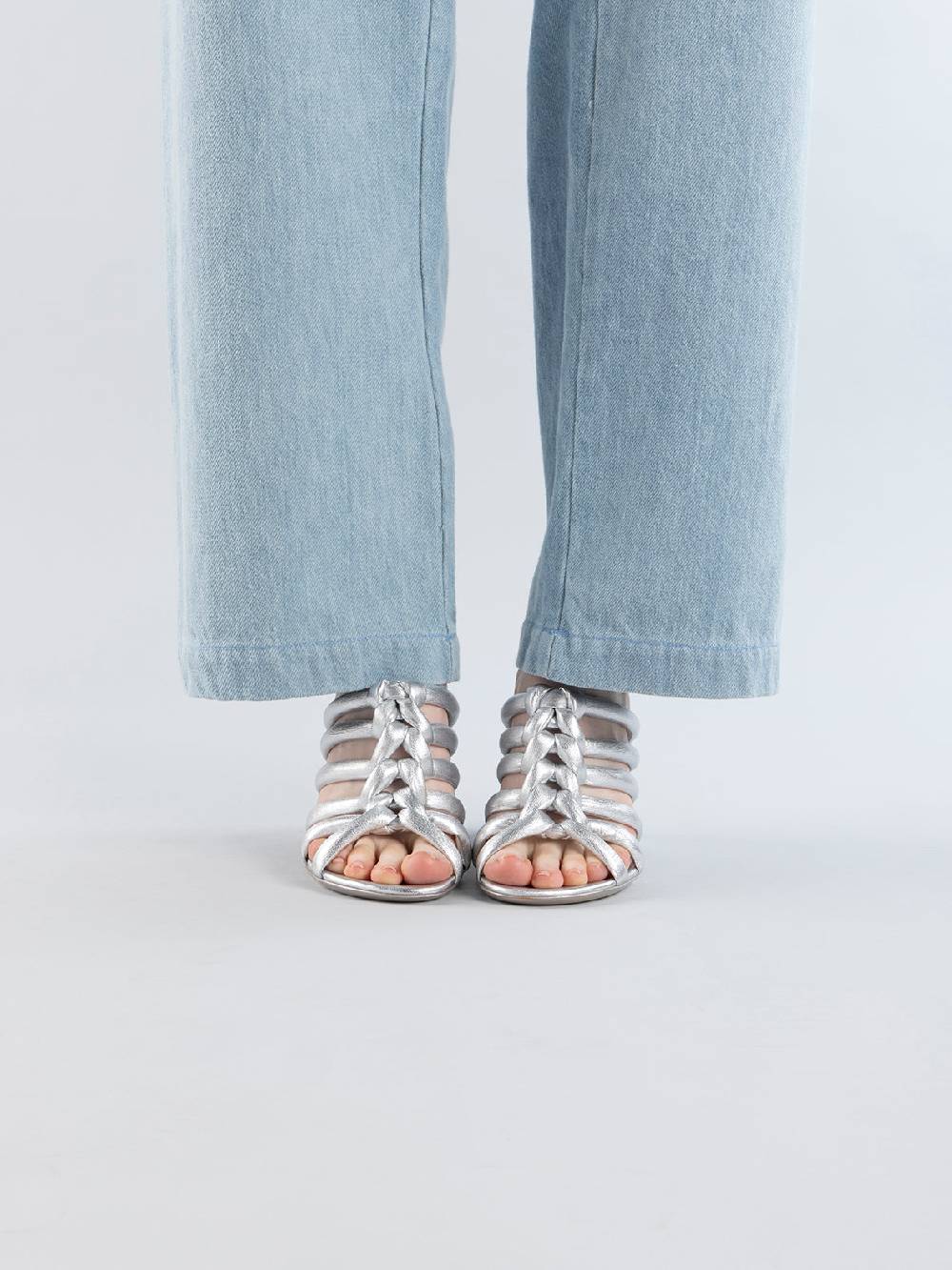 Officine Creative ESTHER 026 Sandali Slide in Pelle Argento In Vendita