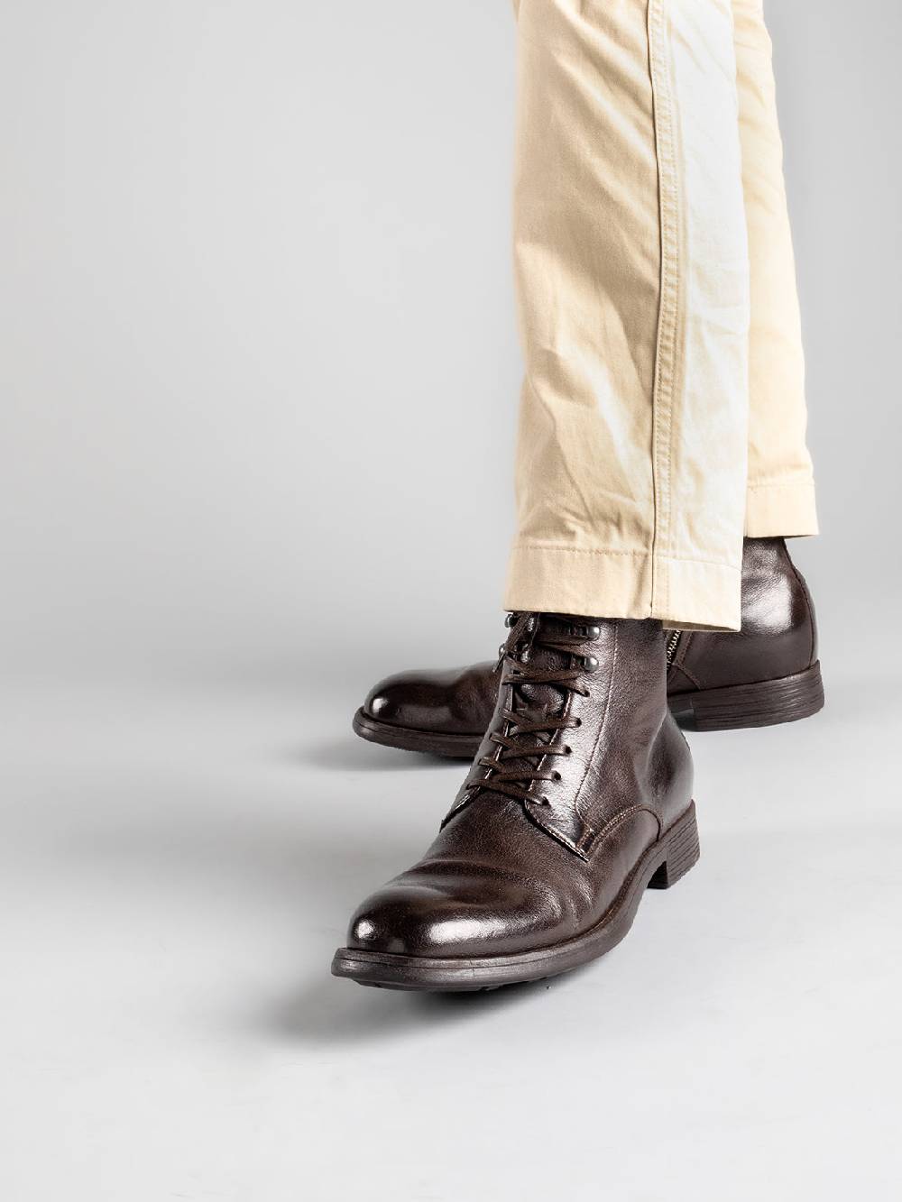 Officine Creative CHRONICLE 004 Stivali Stringati in Pelle Marrone 2025