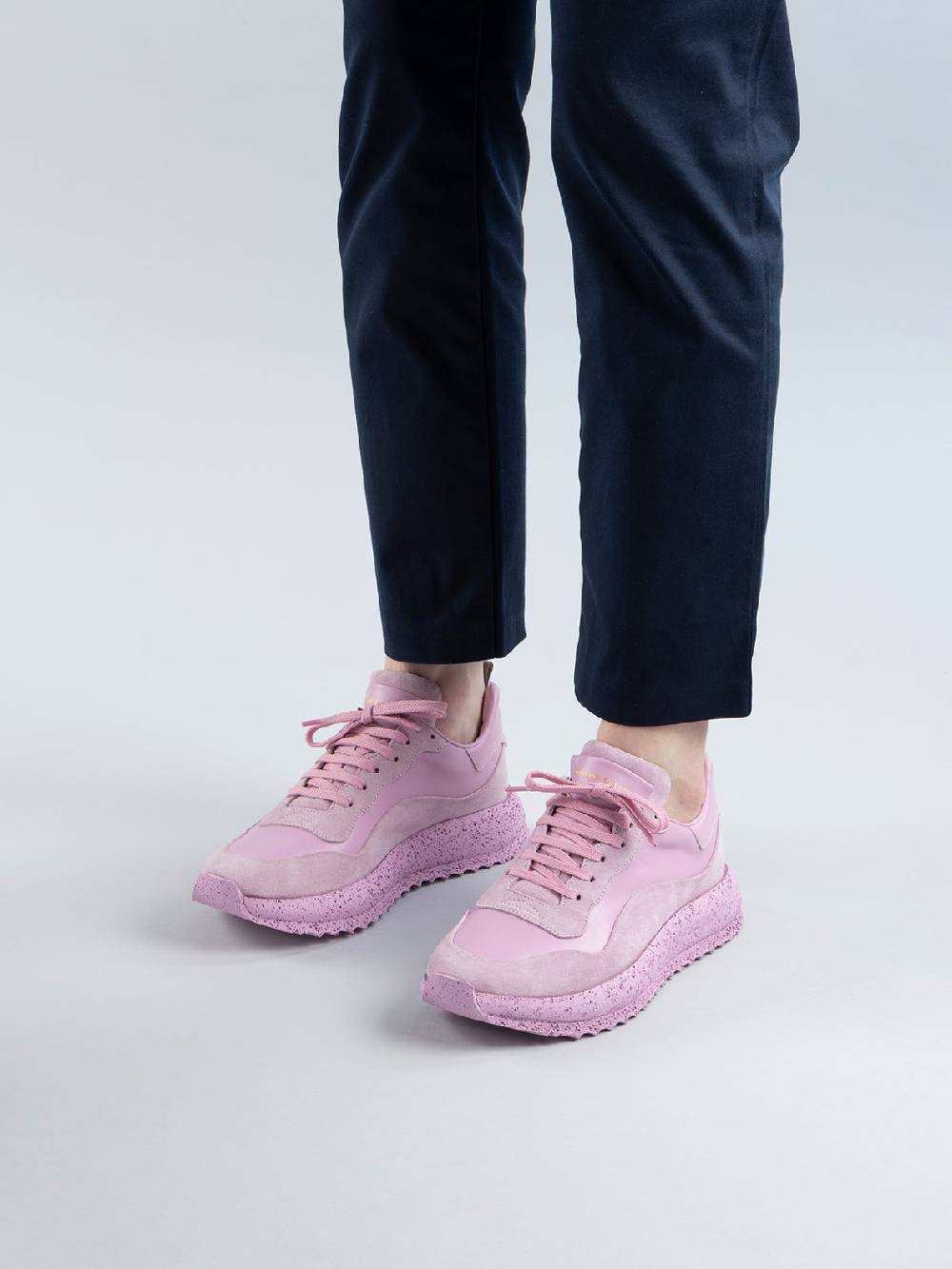 Officine Creative RACE RUBREX 101 Sneakers Basse in Pelle e Camoscio Rosa In Vendita
