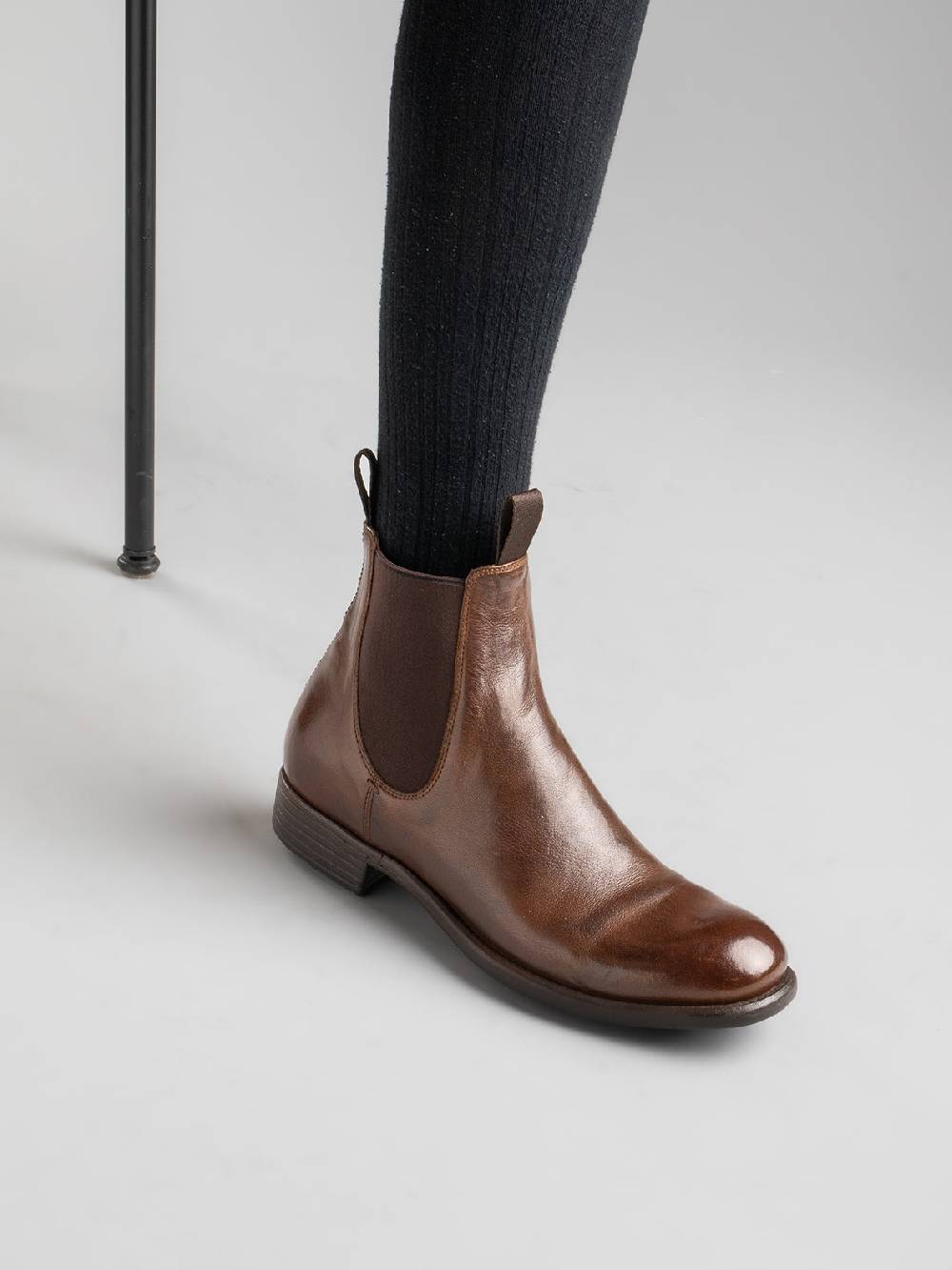 Officine Creative CALIXTE 004 Stivaletti Chelsea in Pelle Marrone Qualità