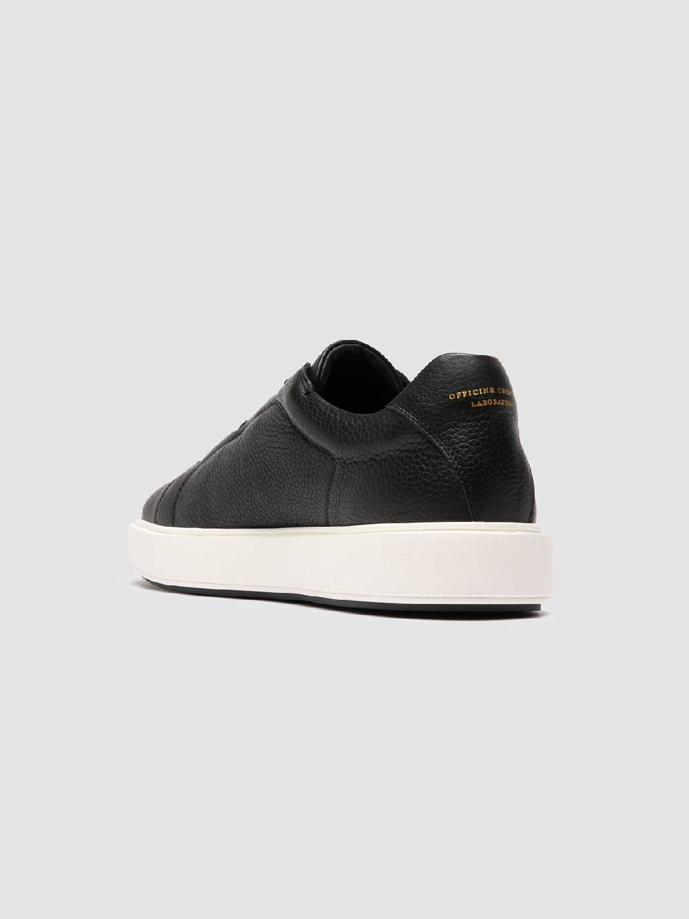 Officine Creative SLOUCH 001 Sneaker Basse in Pelle Nera Fino al 60% di sconto