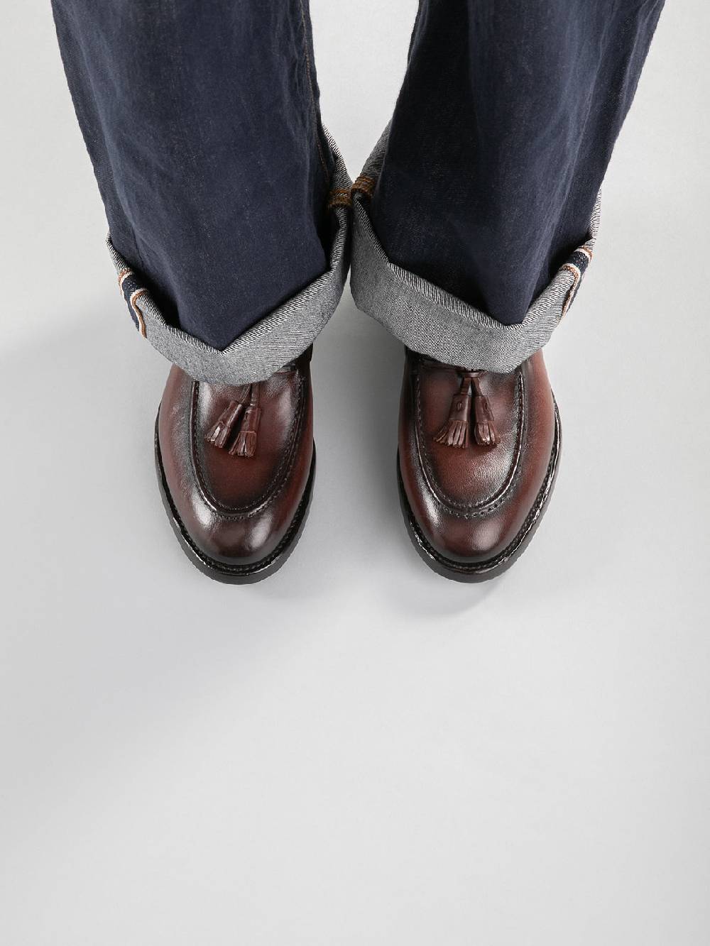 Officine Creative TULANE 001 Mocassini con Nappine in Pelle Nera Black Friday Prezzi