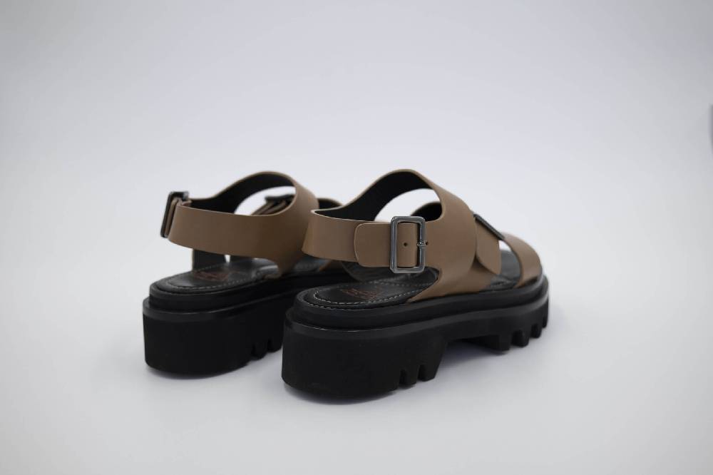 Openclosedshoes HOVA01 Italy