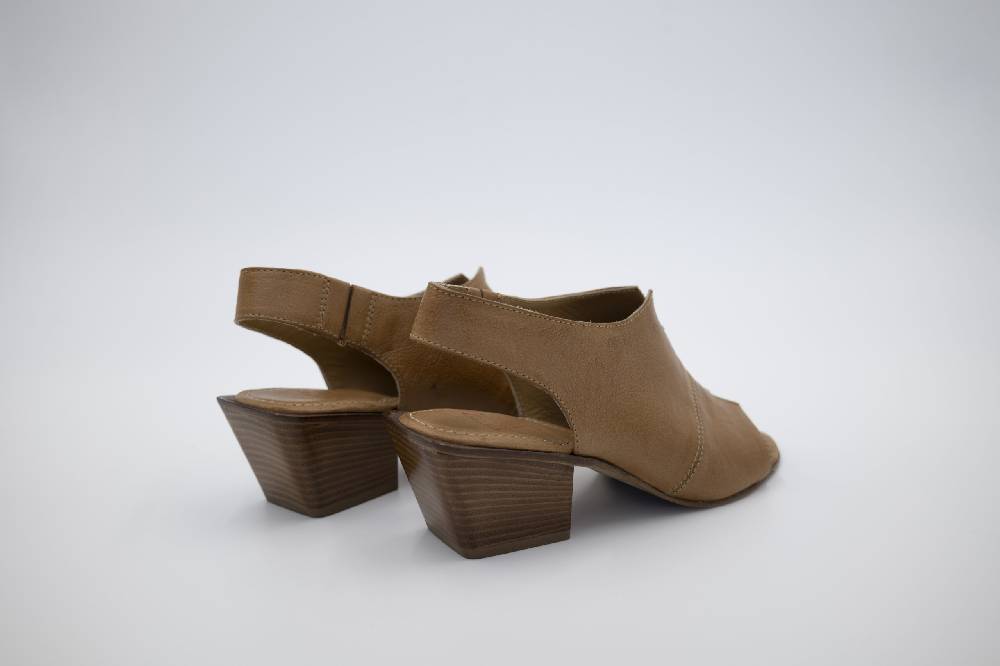 Openclosedshoes HALE01 Foam Teak In Linea