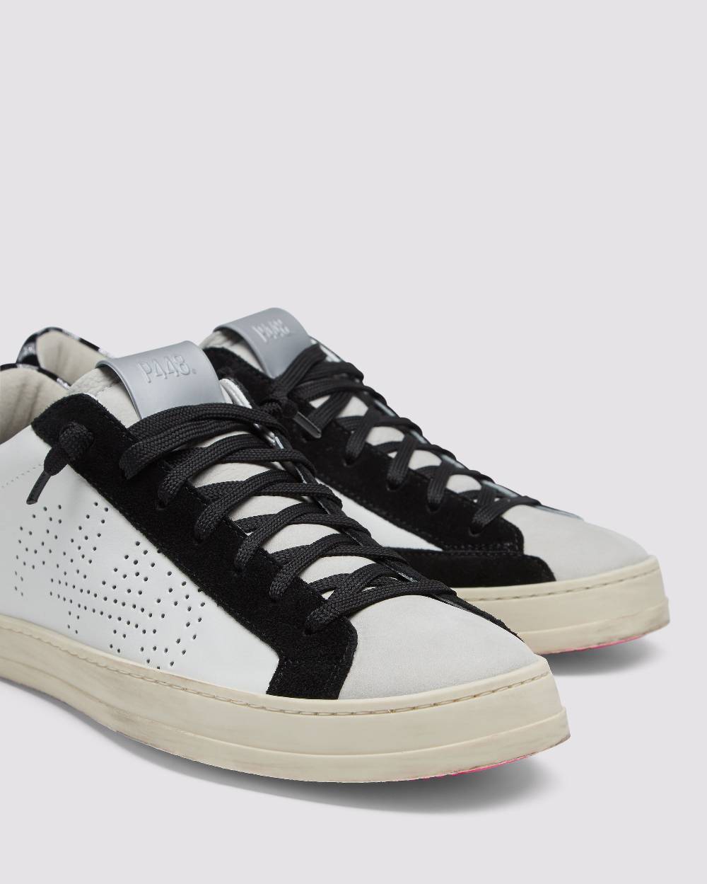 P448 John Check Vendita