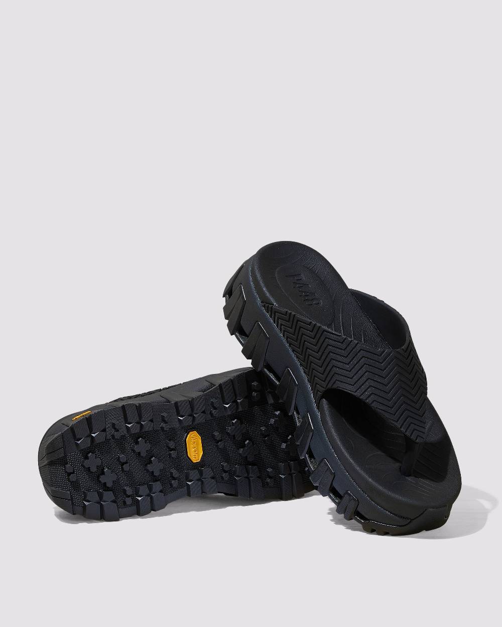 P448 Bondi Tux/Black In Vendita
