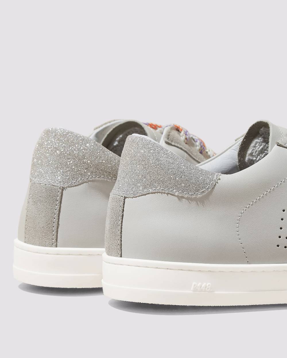 P448 John Glitterfine Sconto