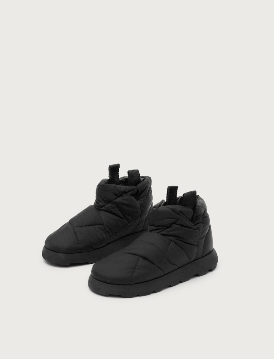 Piumestudio Quadrato Nylon Matte Black Qualità