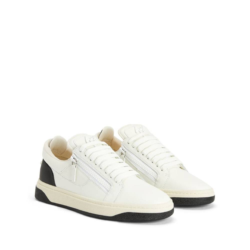 GIUSEPPE ZANOTTI DESIGN  Sneakers Basse Uomo Giuseppe Zanotti in Pelle Bianca Vendita