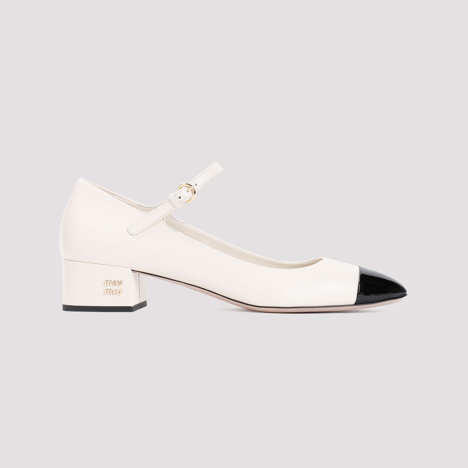 MIU MIU  Decollete in Pelle Color Nude MIU MIU con Tacco Logo Metallico I Più Venduti