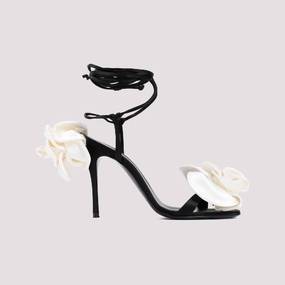 MAGDA BUTRYM  Sandali Stiletto Magda Butrym in Raso Nero con Applicazioni Floreali Spedizione Gratuita