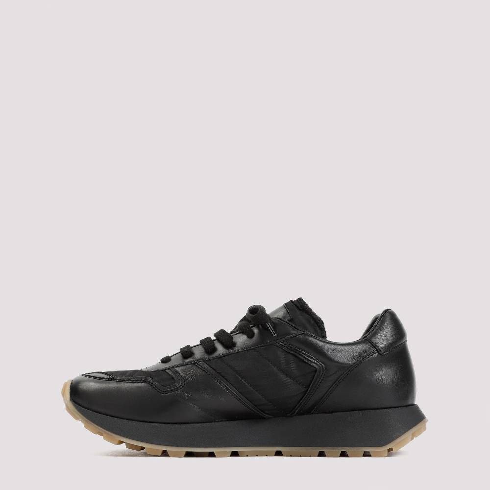 COMMON PROJECTS  Sneakers Uomo COMMON PROJECTS Pelle Nera Modello Track Economico
