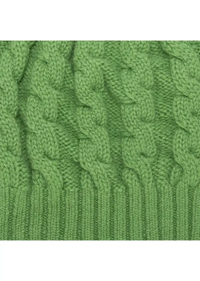 RIVIERA CASHMERE | BERRETTO TRECCIA VERDE Presa