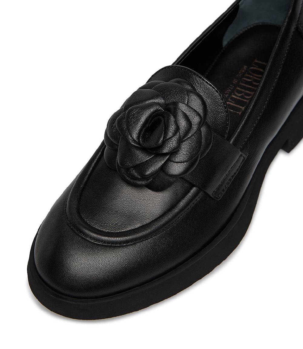 Loriblu Mocassino in nappa nero con fiore Novità