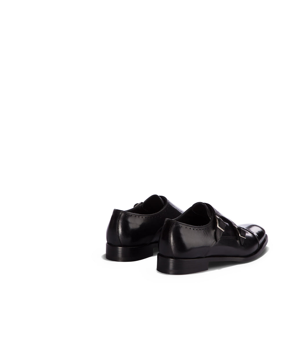 Loriblu Monk strap in pelle nera brogue Offerte