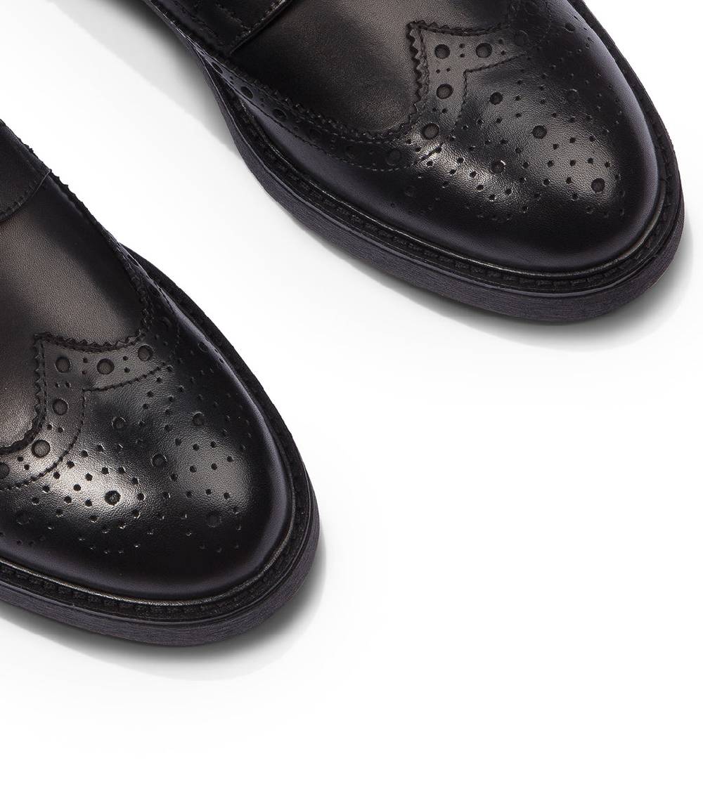 Loriblu Derby in pelle brogue nero Saldi Di Fabbrica