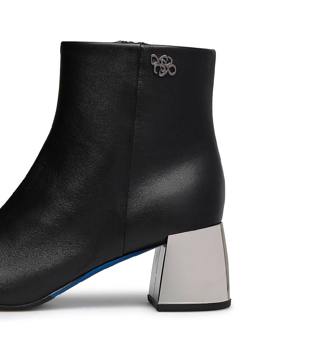 Loriblu Stivaletto in nappa nera con tacco metal argento Negozio