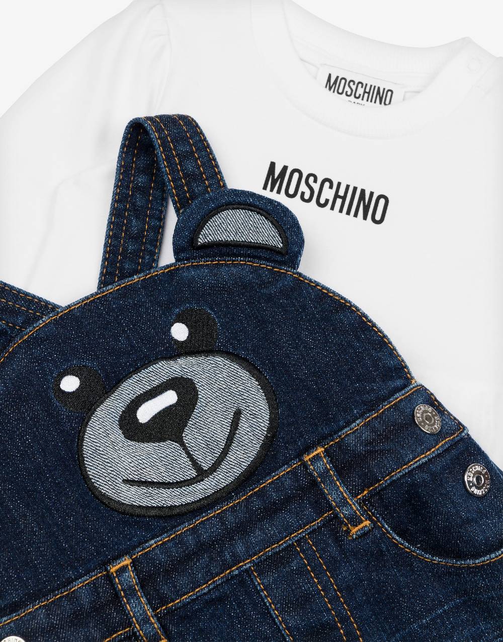 Love Moschino Completo t-shirt e gonna salopette Moschino Teddy Bear Pezzi Unici