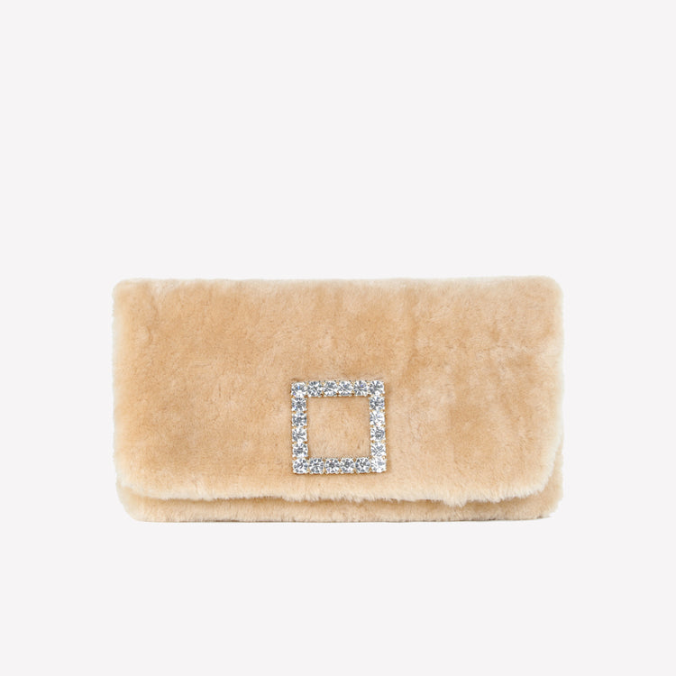 Roberto Festa BORSA CLUTCH IN MONTONE EFFETTO VISONE MIELE CON FIBBIA QUADRA COLOR GOLD CON CRISTALLI CAPRILUX Soddisfazione Garantita