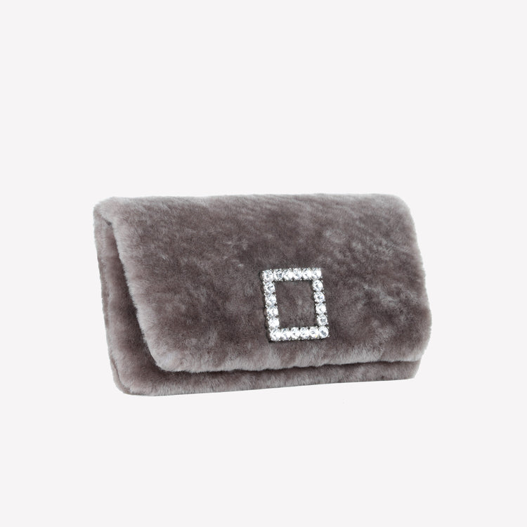 Roberto Festa BORSA CLUTCH IN MONTONE EFFETTO VISONE NUTRIA CON FIBBIA QUADRA COLOR SILVER CON CRISTALLI CAPRILUX Fino Al -60%