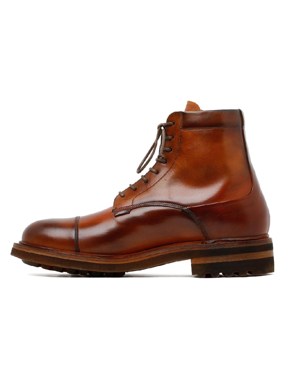 Silvano Sassetti Stivaletti St. Moritz in pelle color crema Outlet
